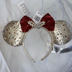 CrossListed SOLD Baublebar Christmas 2022 Ears